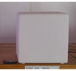 Cubo luminoso cm 30 led multicolor con spina e telecomando